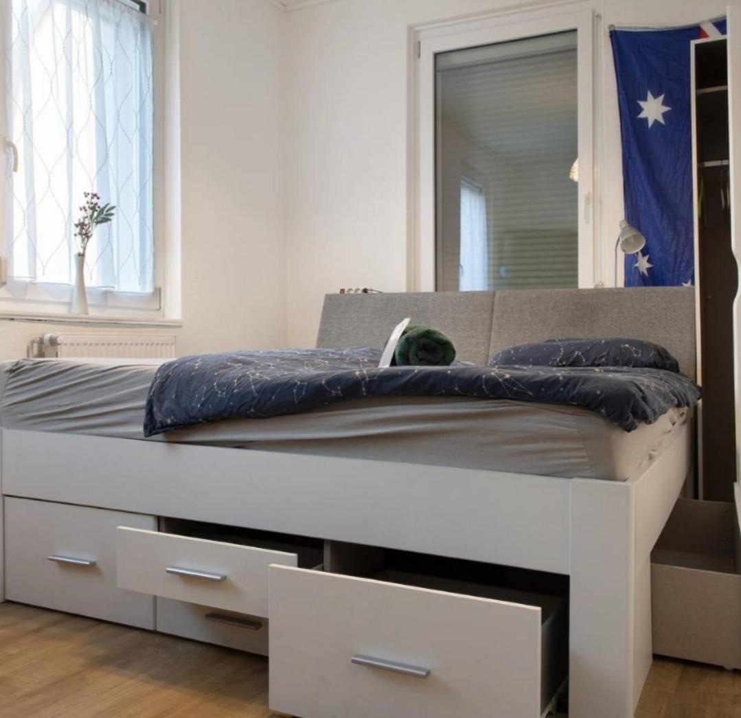 Charmantes Helles Zimmer Zentrumnah Und Naturnah Göppingen Εξωτερικό φωτογραφία